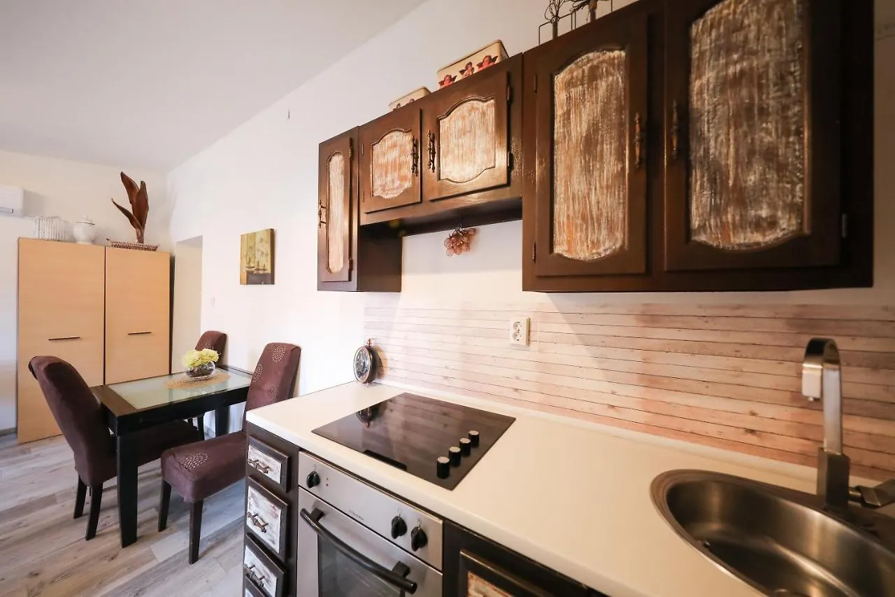 Apartment Rita Zara
