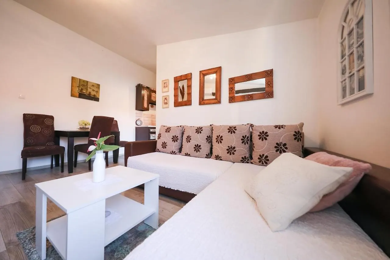 Apartment Rita Zara